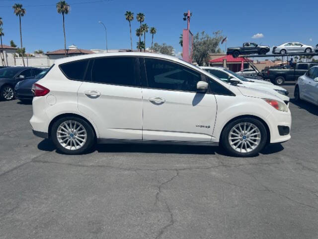 Used 2013 Ford C-MAX SE image 2