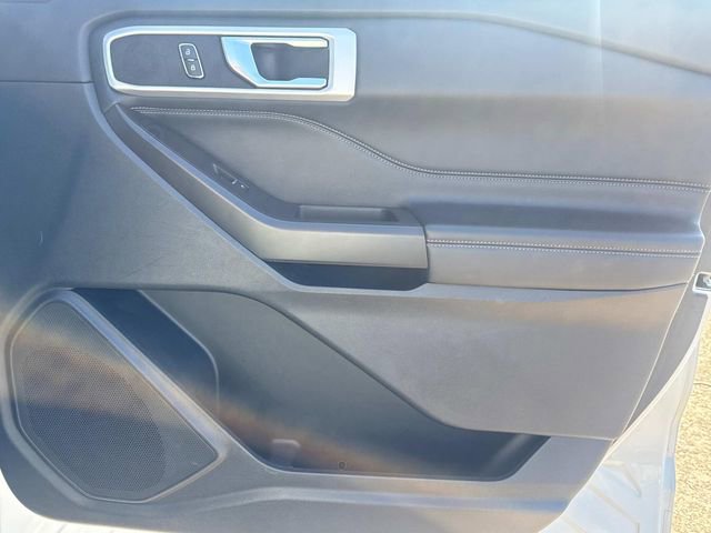 Used 2020 Ford Explorer XLT w/ Equipment Group 202A RWD image 21