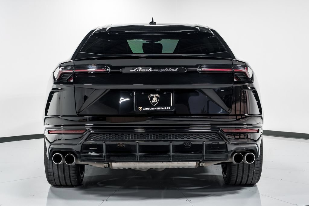 Used 2022 Lamborghini Urus AWD/4WD image 4