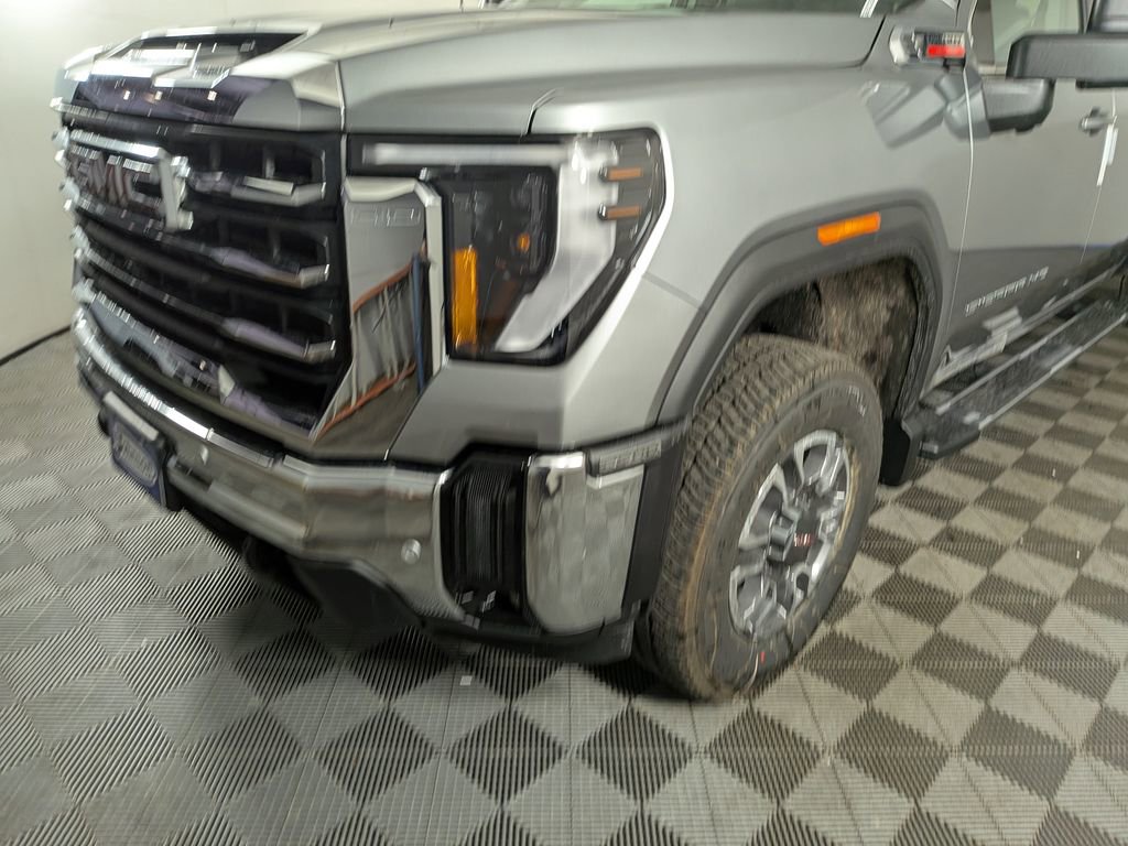 New 2026 GMC Sierra 2500 SLE w/ SLE Value Package; AWD/4WD image 11