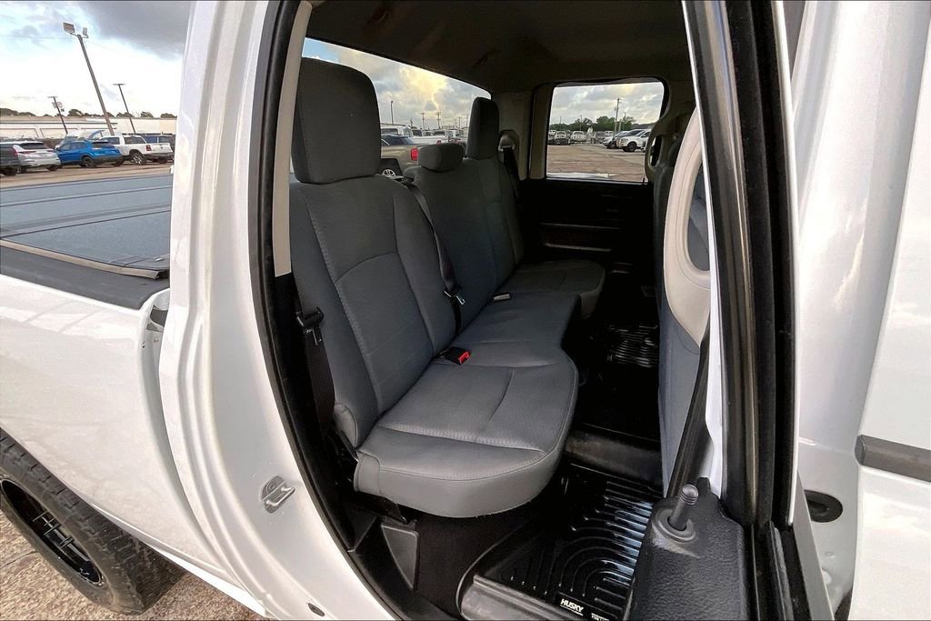 Used 2014 RAM 1500 Express RWD image 22