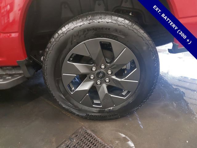 Certified 2025 Ford F150 Lightning Lariat w/ Max Trailer Tow Package image 32