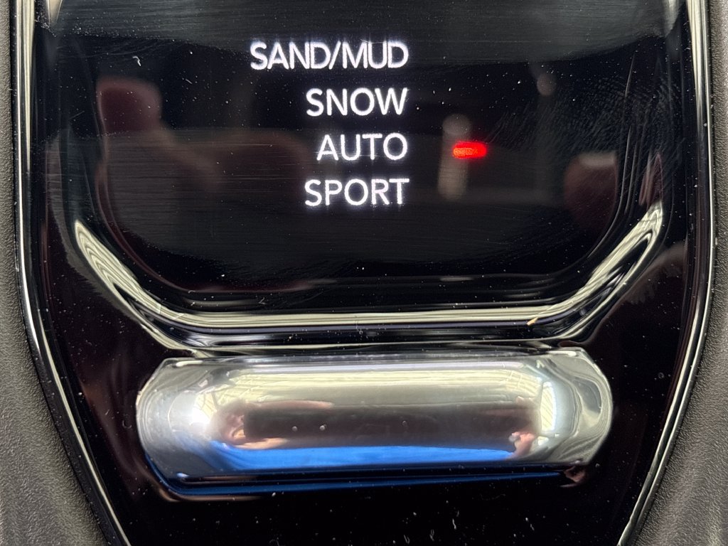 New 2026 Jeep Cherokee Laredo AWD/4WD image 14