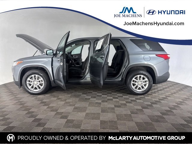 Used 2020 Chevrolet Traverse LS image 10