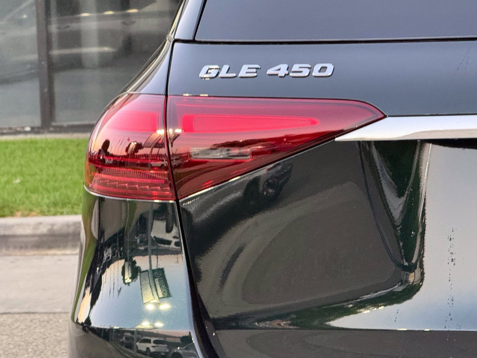 Used 2024 Mercedes-Benz GLE 450 4MATIC image 7
