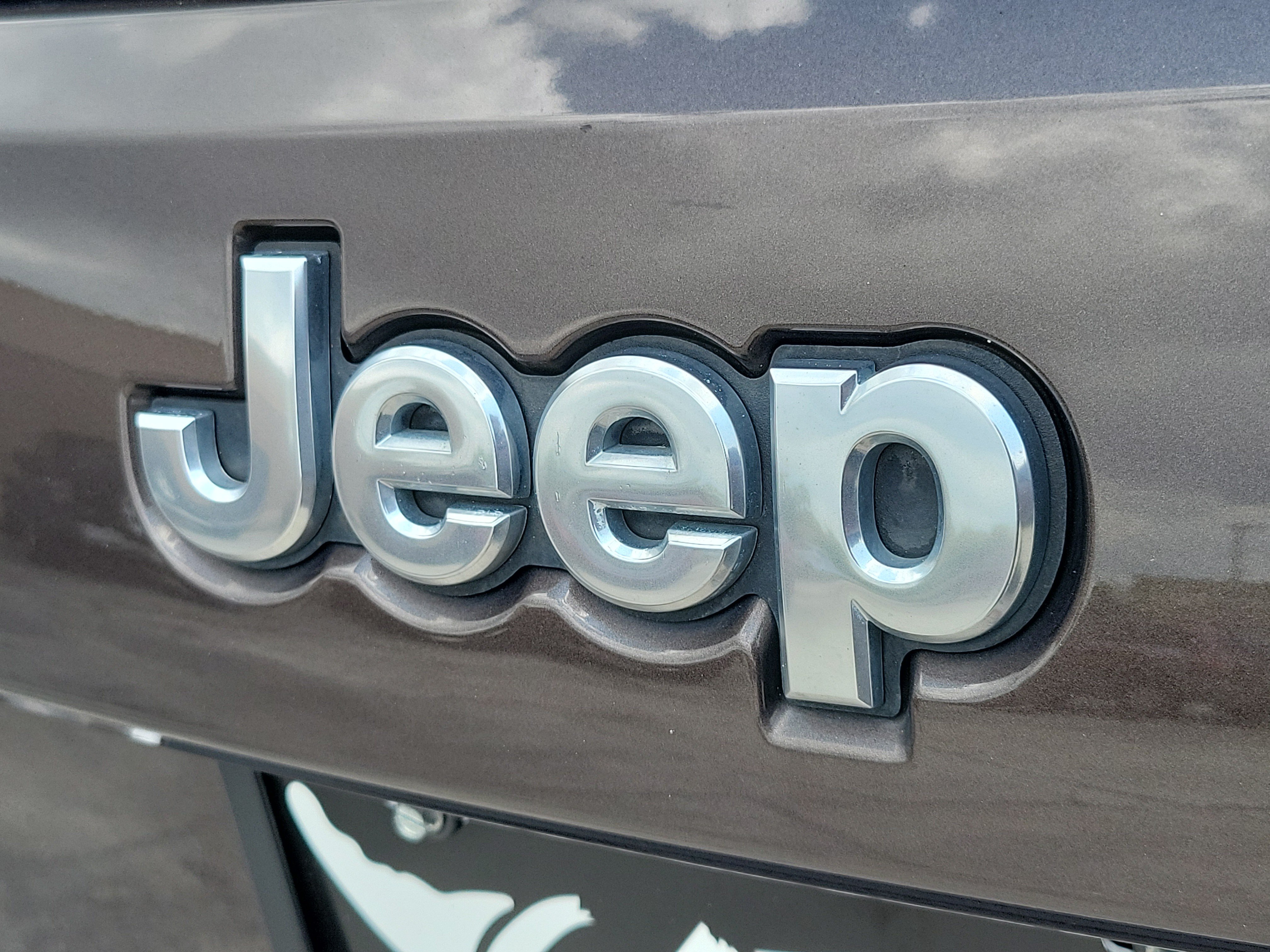Used 2017 Jeep Grand Cherokee Summit w/ Platinum Series Group RWD image 6
