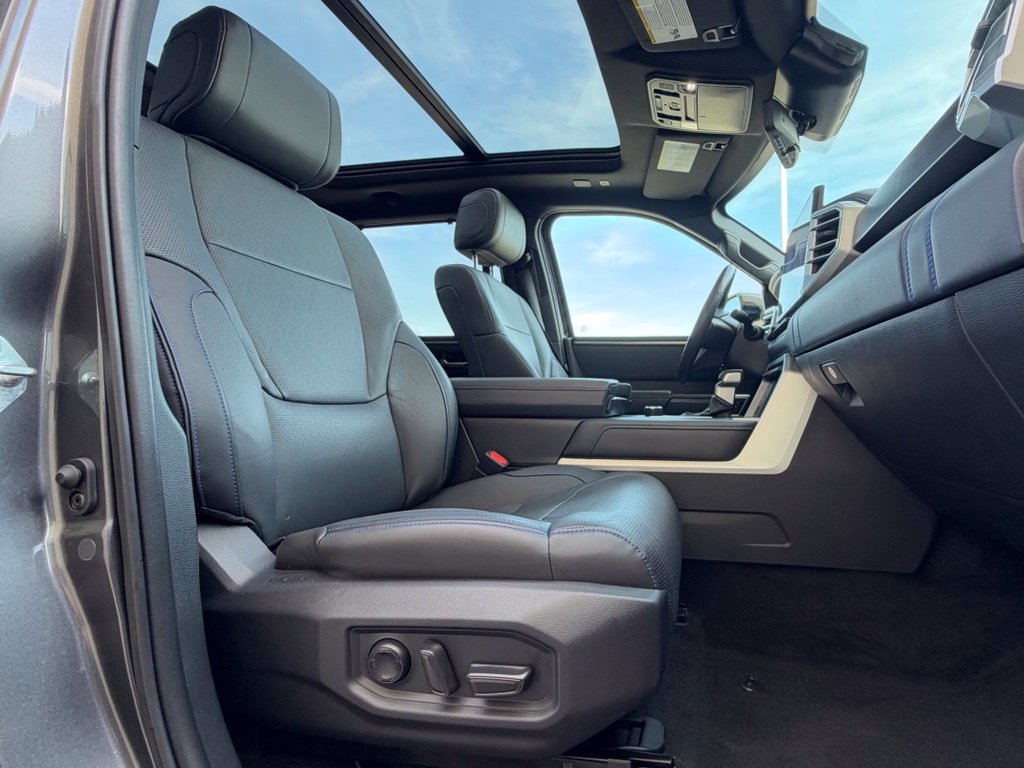 Used 2022 Toyota Tundra Platinum w/ Advanced Package RWD image 27