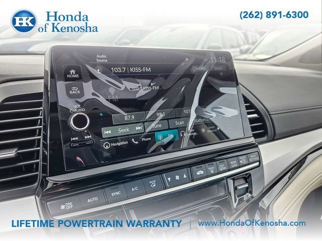 New 2026 Honda Odyssey Touring image 17