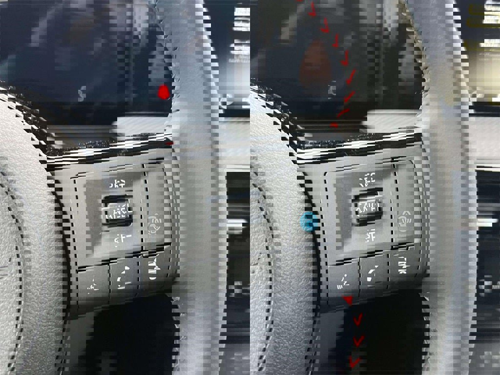 New 2026 Nissan Kicks SR w/ Cold Weather Package image 20