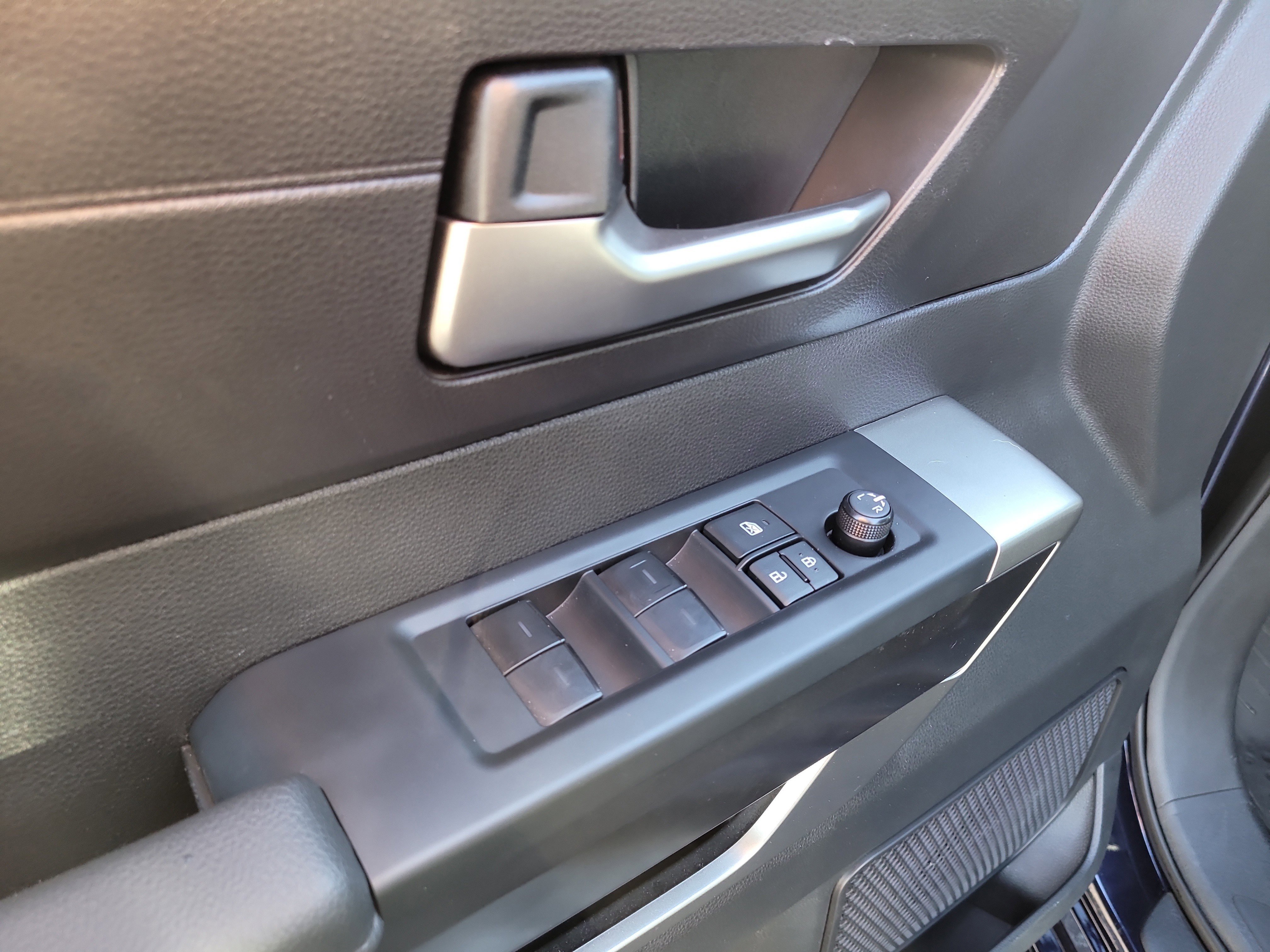 Certified 2026 Toyota Tundra SR5 w/ SR5 Premium Package image 18