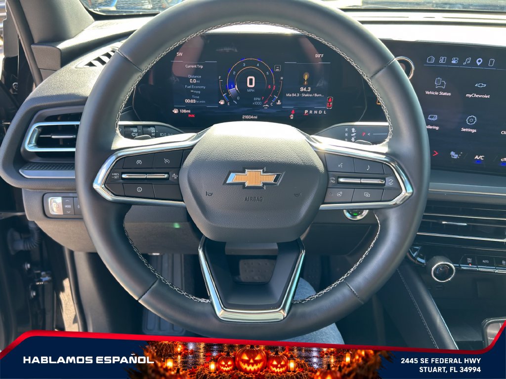 Used 2026 Chevrolet Traverse LT w/ Driver Confidence Package FWD image 19