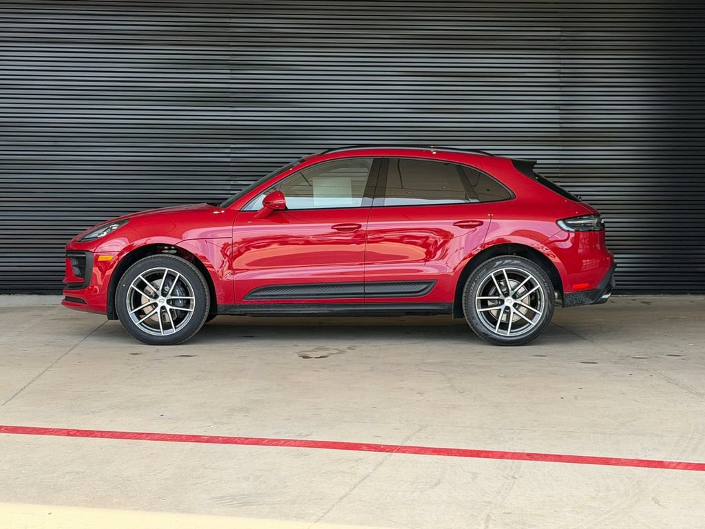New 2026 Porsche Macan AWD/4WD image 2