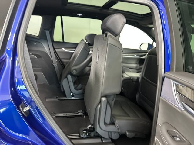 Used 2023 Cadillac XT6 Sport image 28