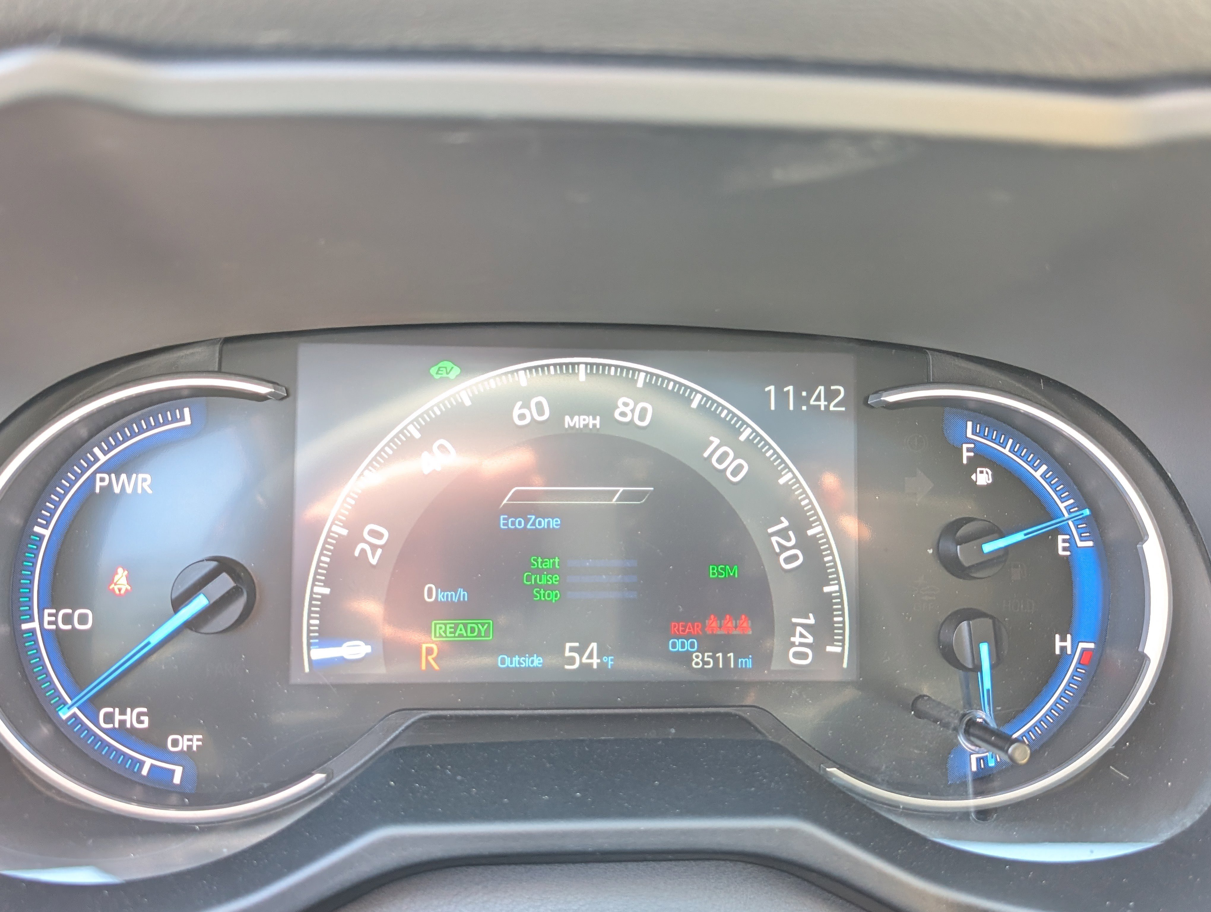 Used 2023 Toyota RAV4 XLE Premium AWD/4WD image 31