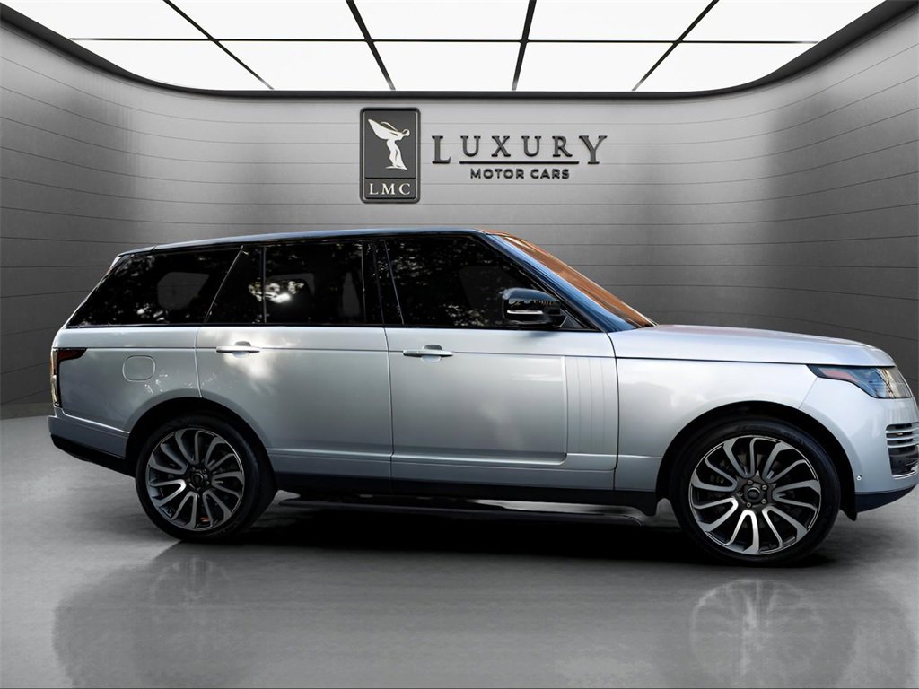Used 2020 Land Rover Range Rover HSE image 2