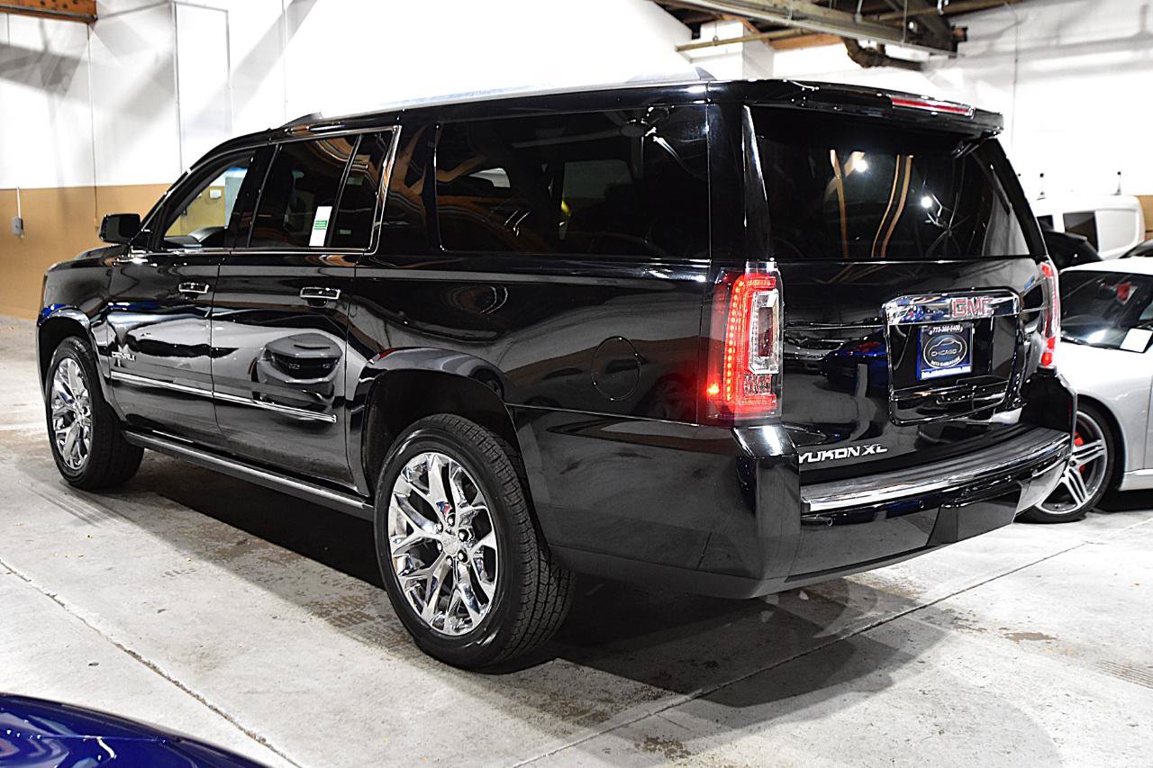 Used 2020 GMC Yukon XL Denali w/ Open Road Package AWD/4WD image 11
