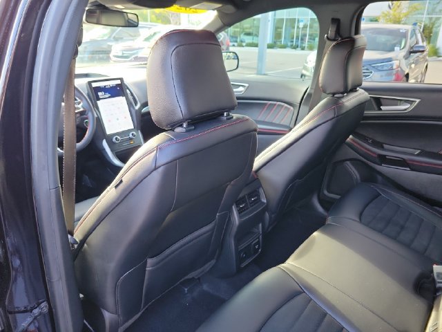 Used 2024 Ford Edge ST-Line AWD/4WD image 10