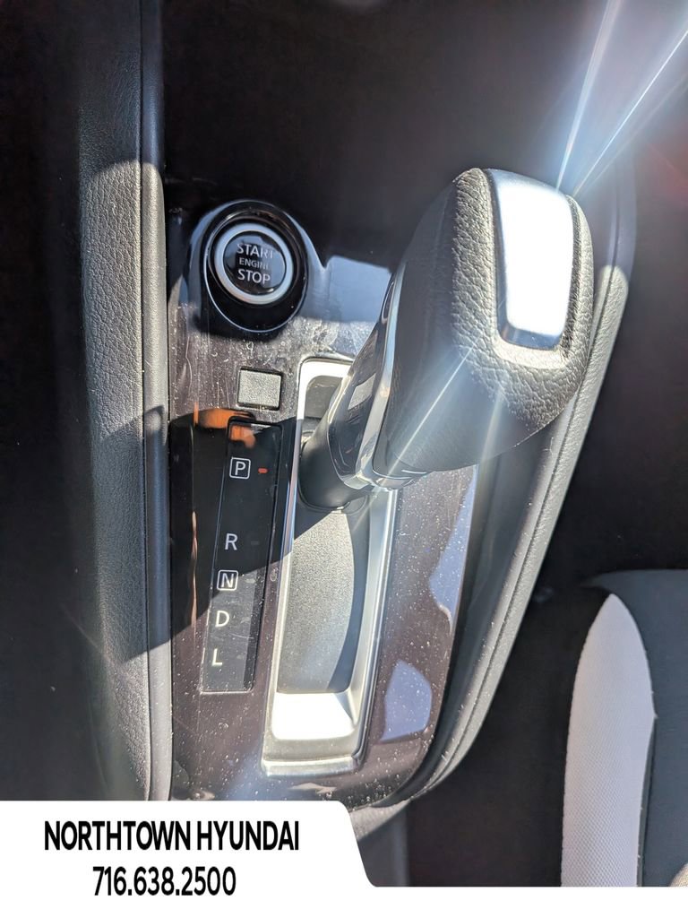 Used 2021 Nissan Versa SV image 15