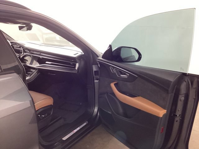 Used 2022 Audi RS Q8 AWD/4WD image 19