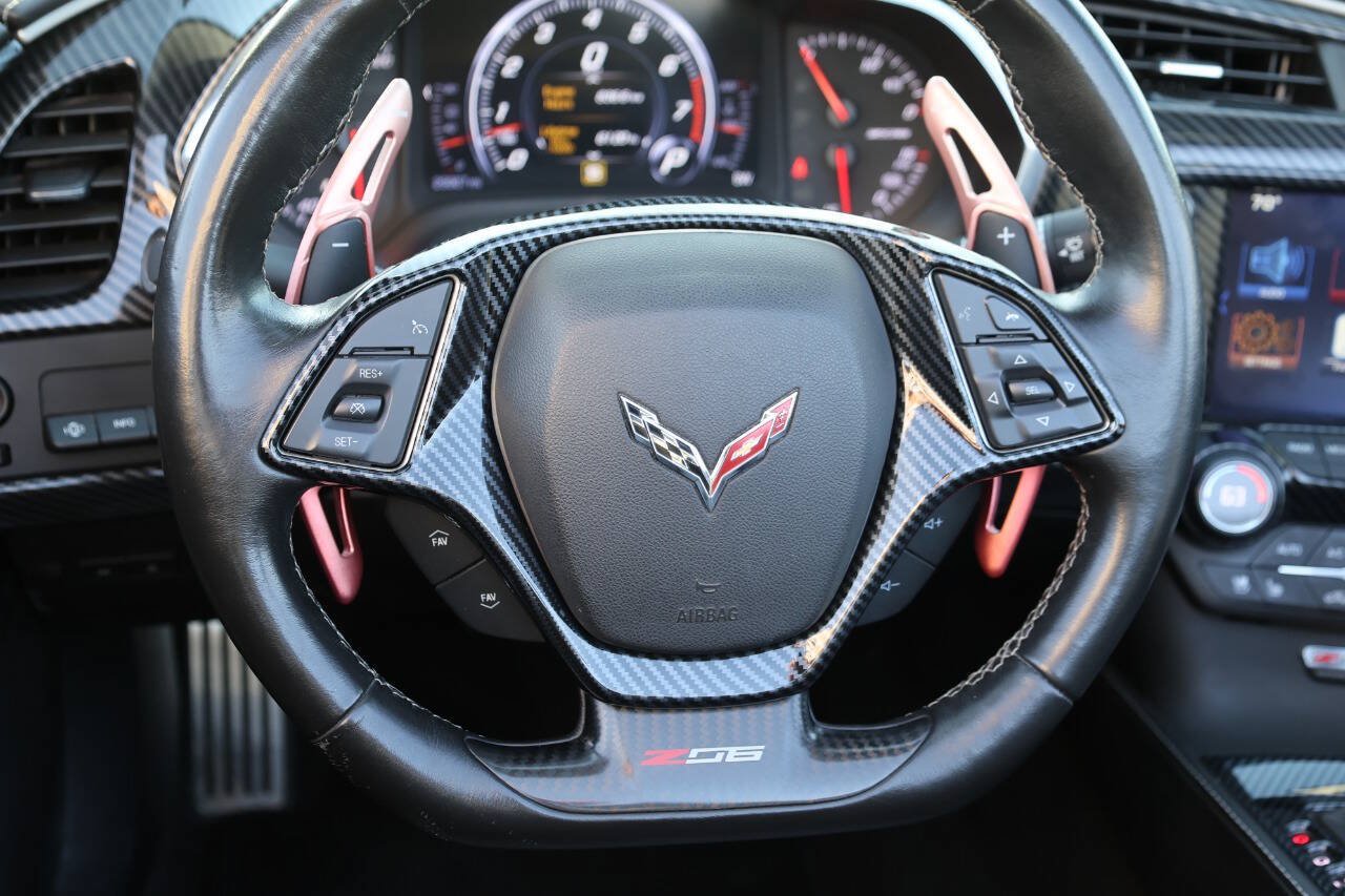 Used 2016 Chevrolet Corvette Z06 w/ 3LZ Preferred Equipment Group RWD image 16
