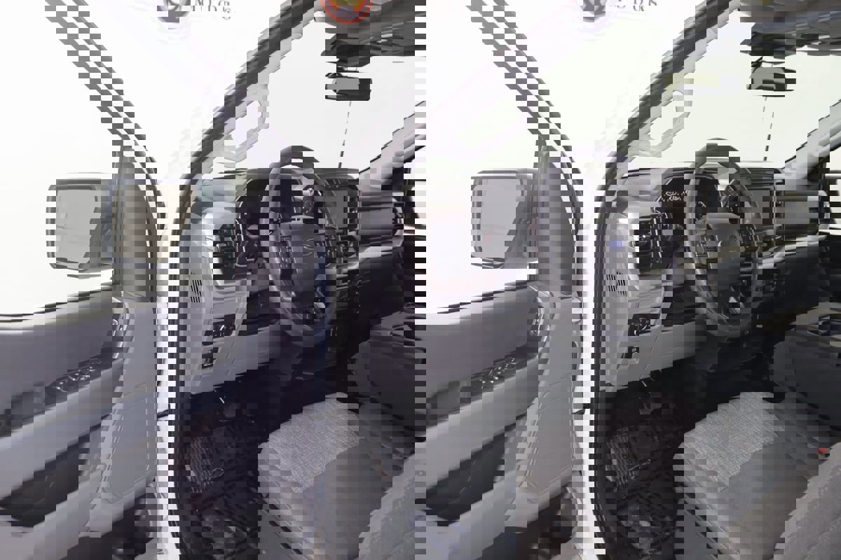 Used 2022 Ford F150 XLT w/ XTR Package image 39