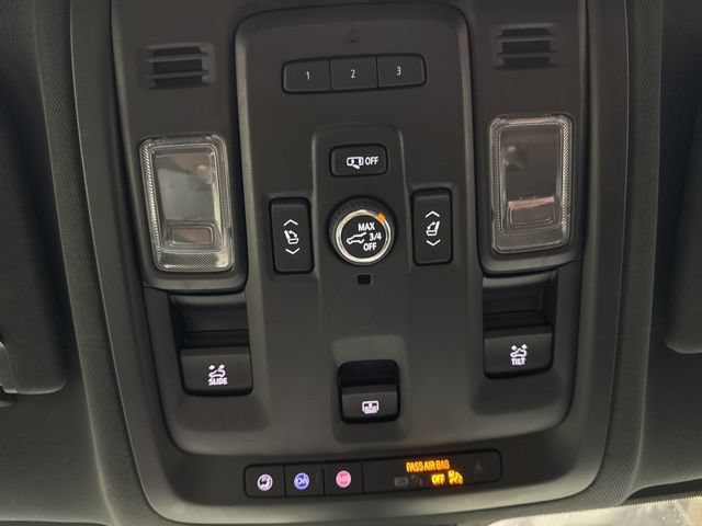 Used 2021 Chevrolet Tahoe High Country w/ Premium Package AWD/4WD image 16