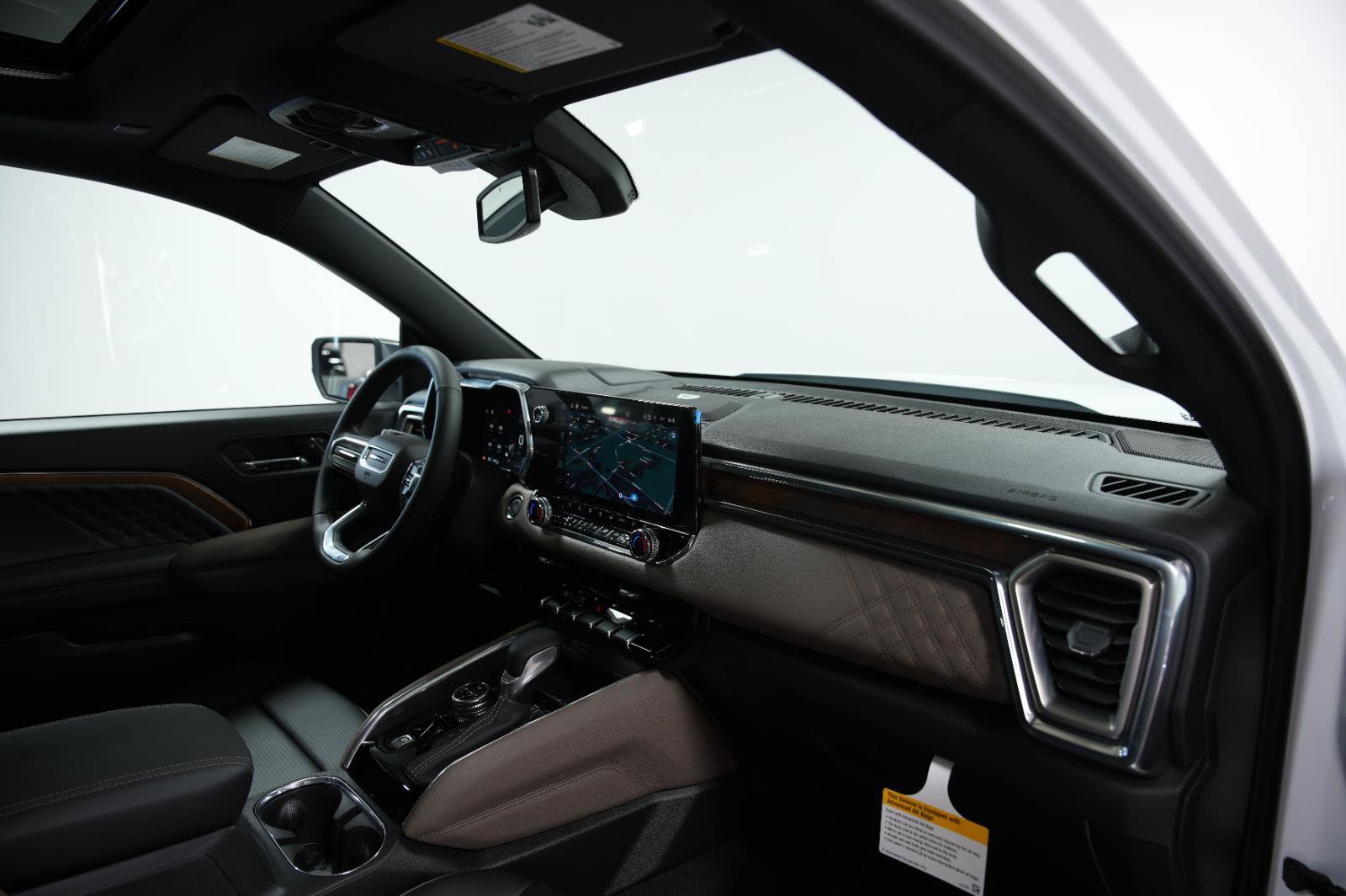 New 2026 GMC Canyon Denali AWD/4WD image 16