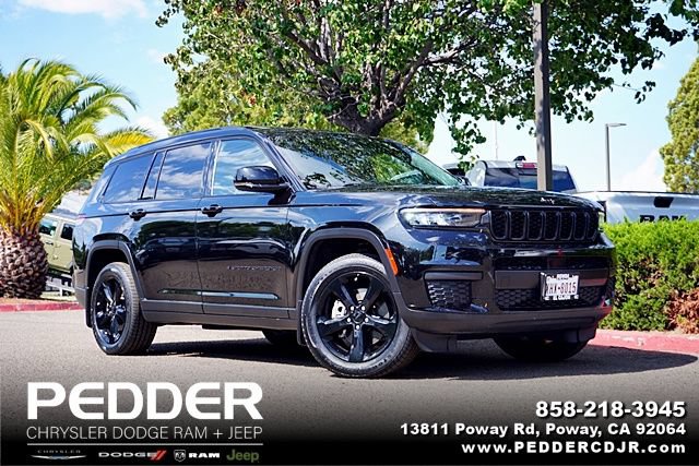 Used 2023 Jeep Grand Cherokee L Altitude AWD/4WD image 1