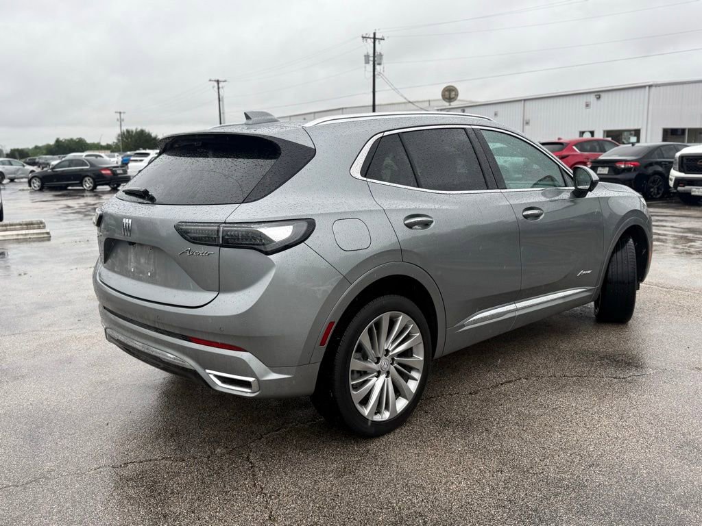 Used 2025 Buick Envision Avenir AWD/4WD image 4
