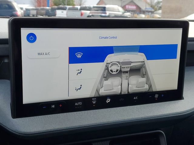 New 2025 Ford Maverick XLT w/ Equipment Group 301A image 28