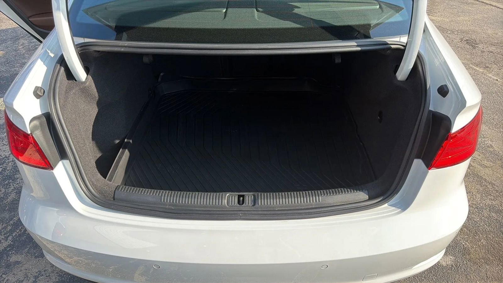 Used 2015 Audi A3 1.8T Premium Plus image 33