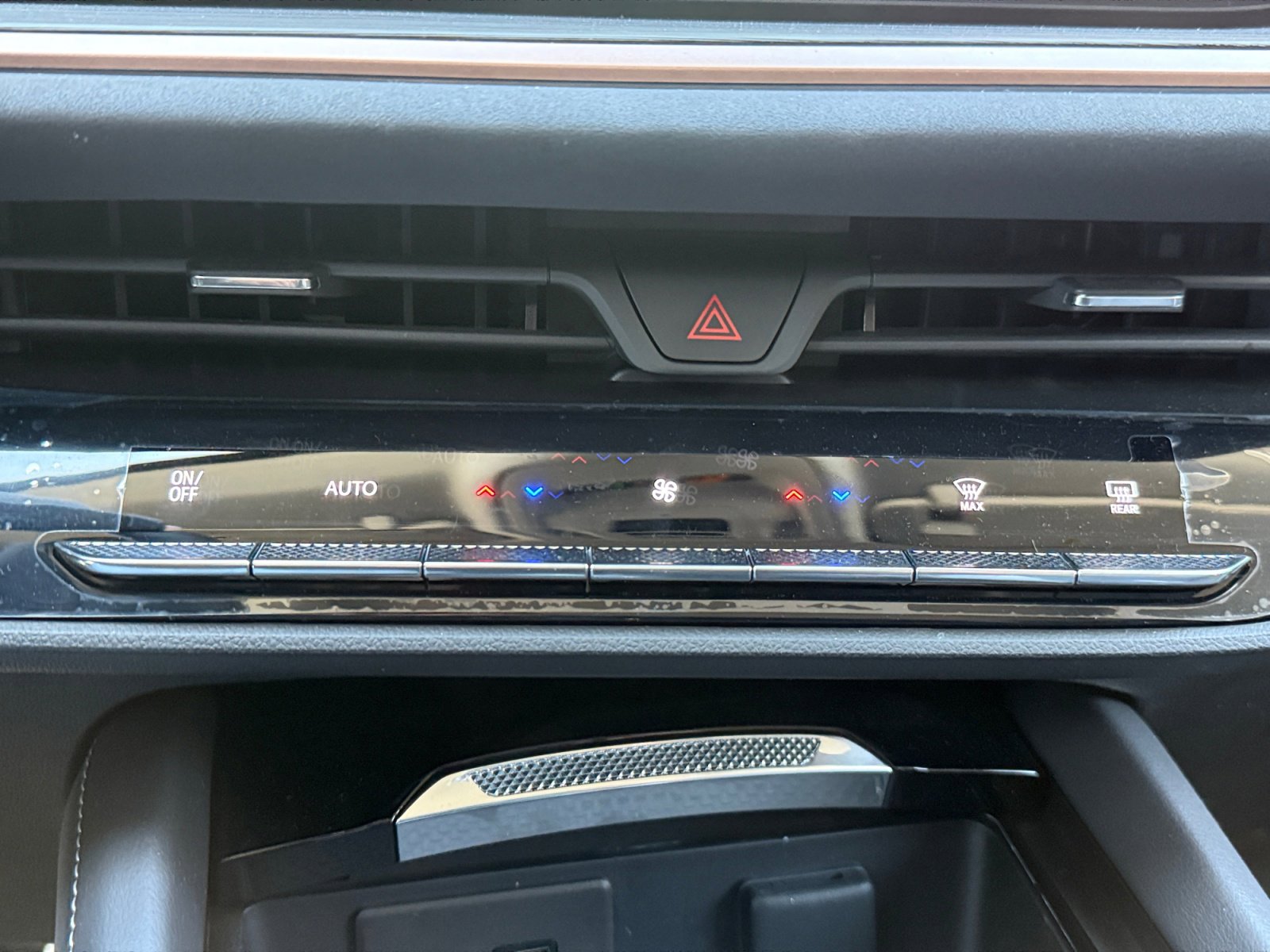 New 2025 Buick Envision Sport Touring AWD/4WD image 22