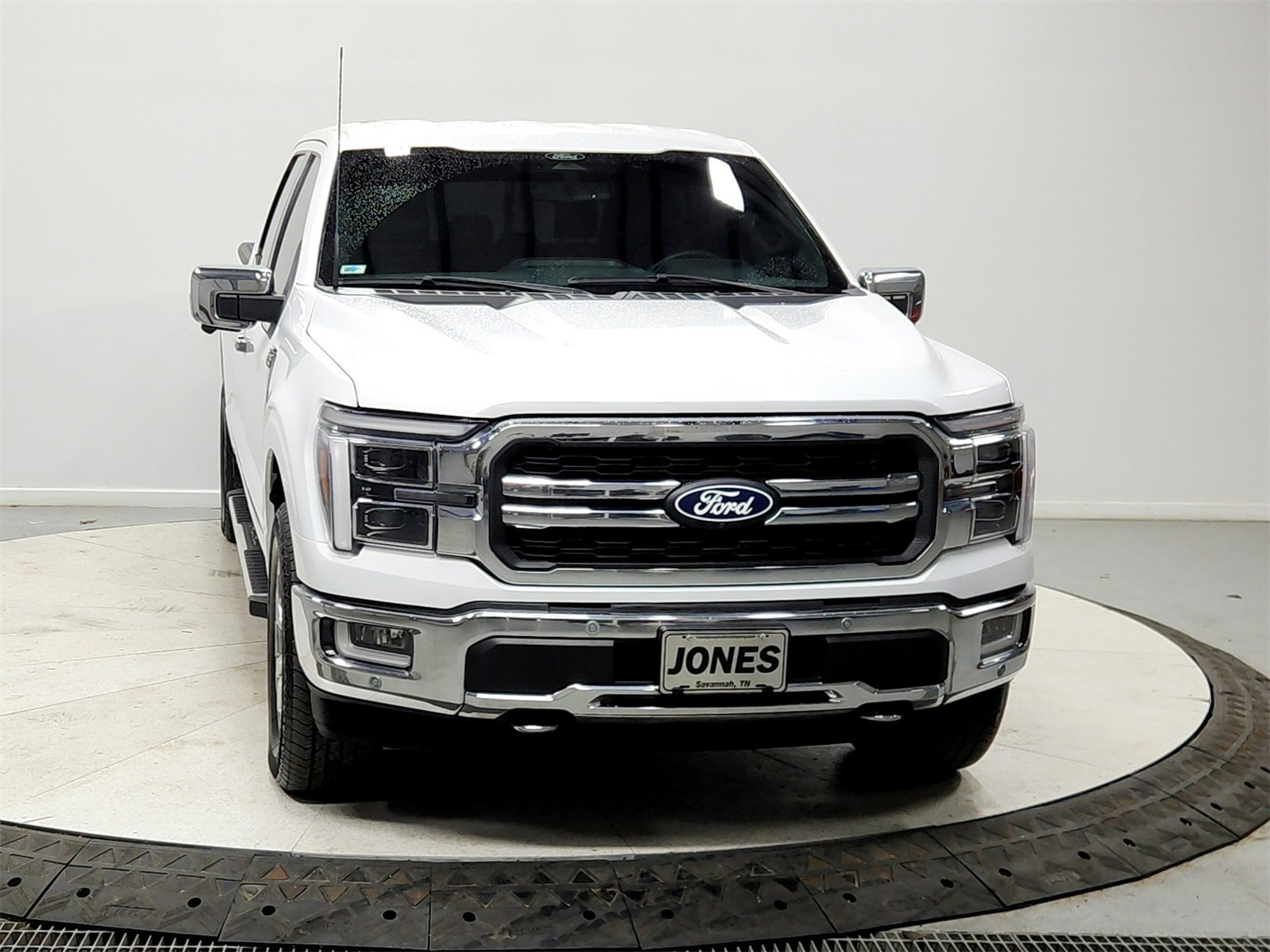Used 2024 Ford F150 Lariat w/ Tow/Haul Package image 2