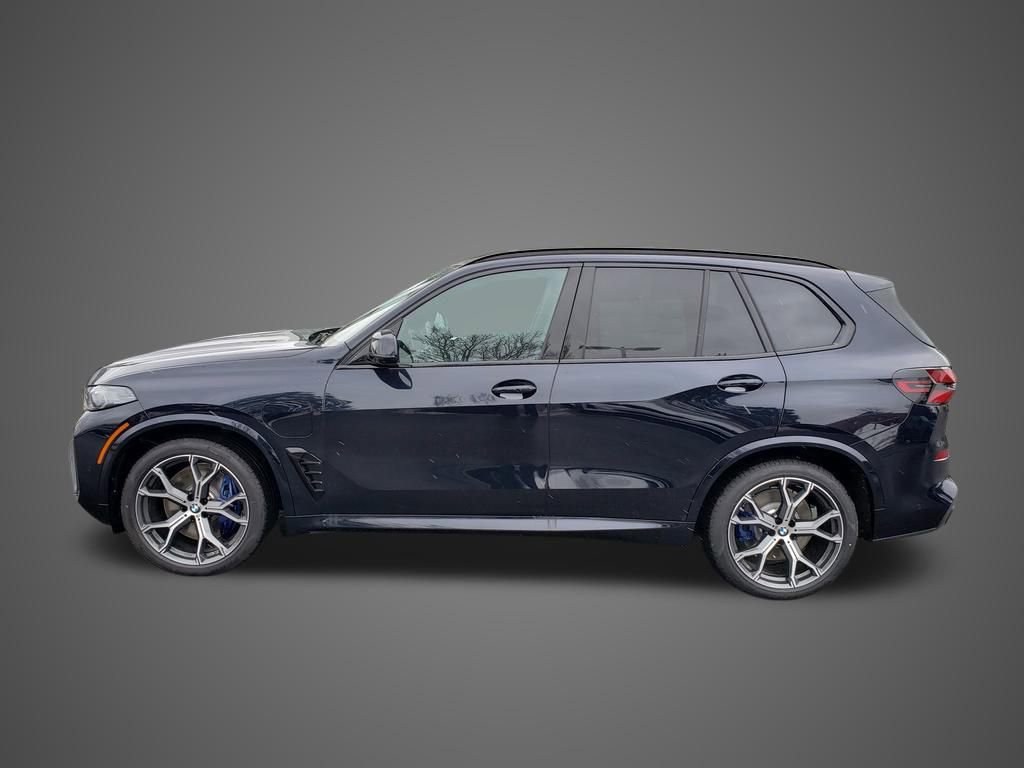 New 2026 BMW X5 xDrive50e image 11