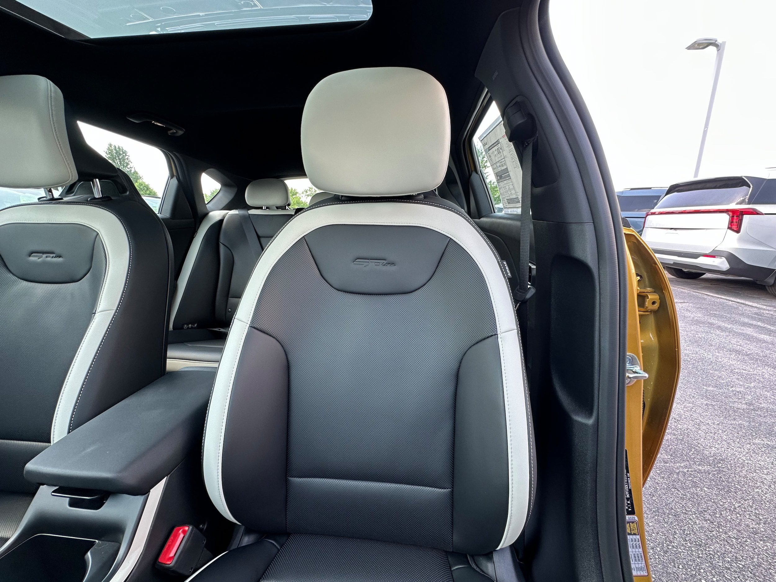New 2026 Kia K4 GT-Line w/ GT-Line Premium Package FWD image 36