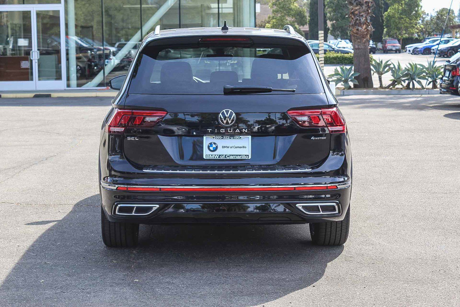 Used 2022 Volkswagen Tiguan SEL R-Line image 5