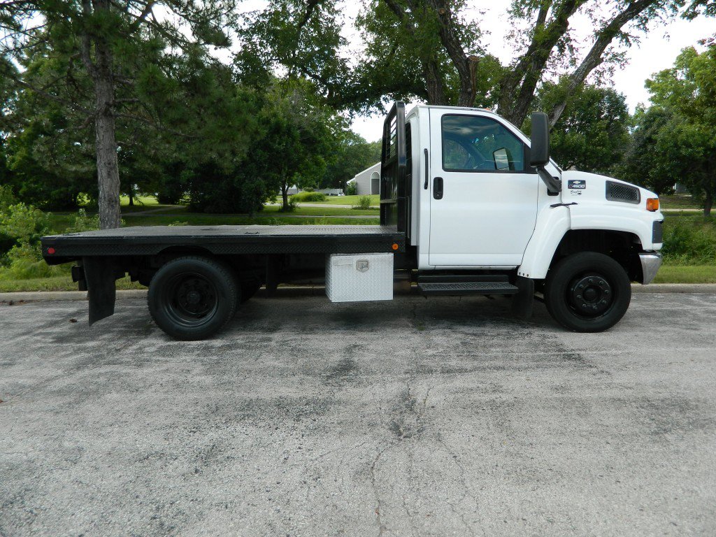 Used 2003 Chevrolet Kodiak C4500 2WD Regular Cab image 5