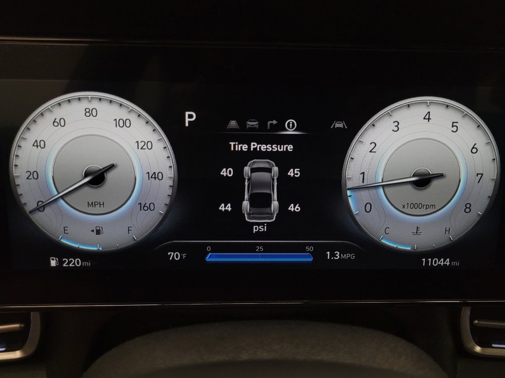 Used 2024 Hyundai Elantra SEL image 23