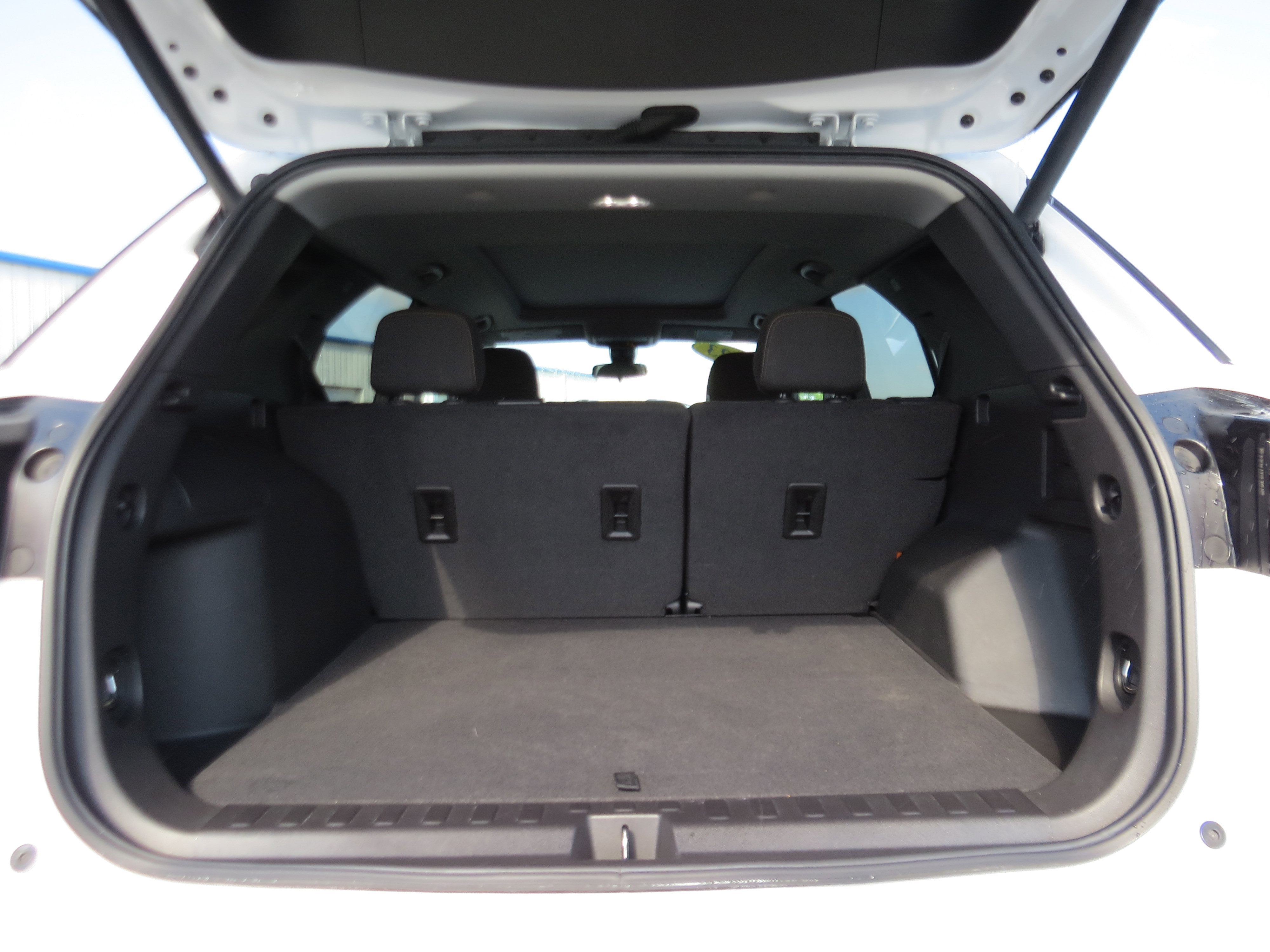 Used 2023 Chevrolet Equinox LT AWD/4WD image 12