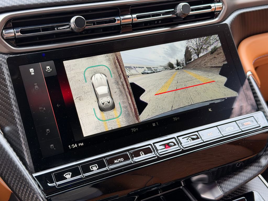 New 2026 Aston Martin Vanquish Convertible image 30