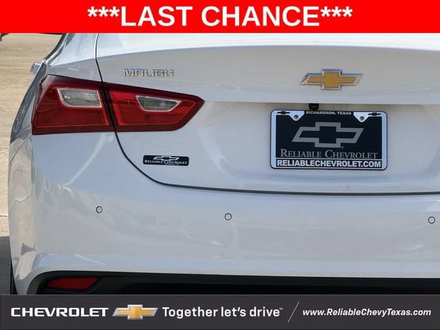 Used 2021 Chevrolet Malibu LS w/ Driver Confidence Package II FWD image 9