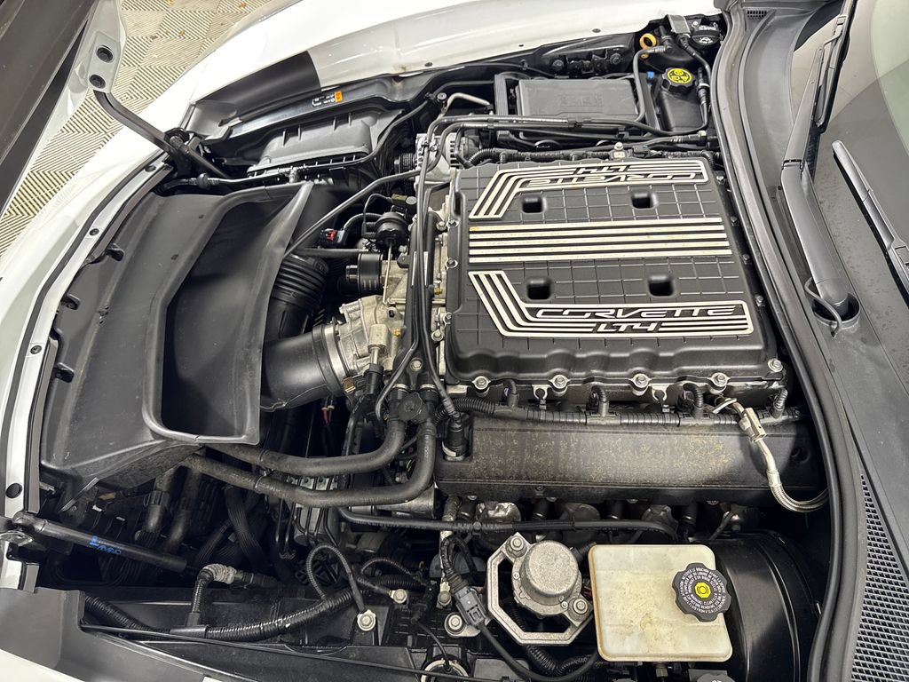 Used 2019 Chevrolet Corvette Z06 RWD image 24