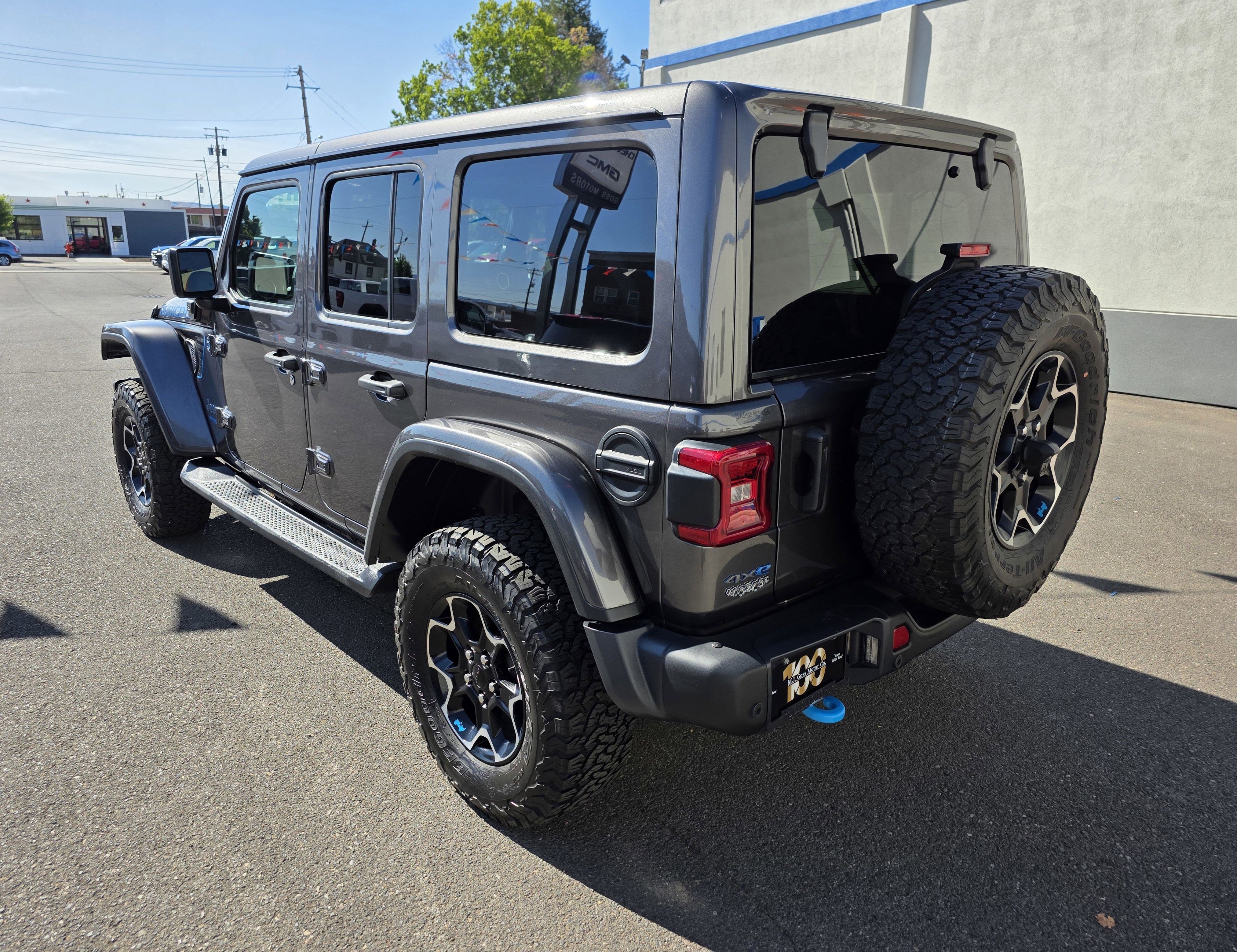 Used 2021 Jeep Wrangler Unlimited Rubicon 4xe w/ Steel Bumper Group image 6