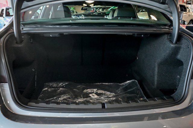 Used 2023 BMW 330i xDrive Sedan w/ M Sport Package image 20