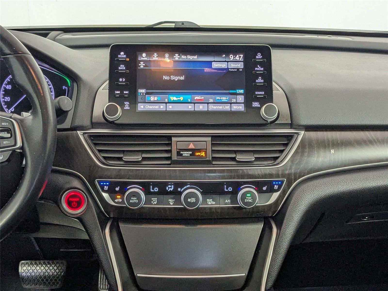 Used 2018 Honda Accord Touring image 32