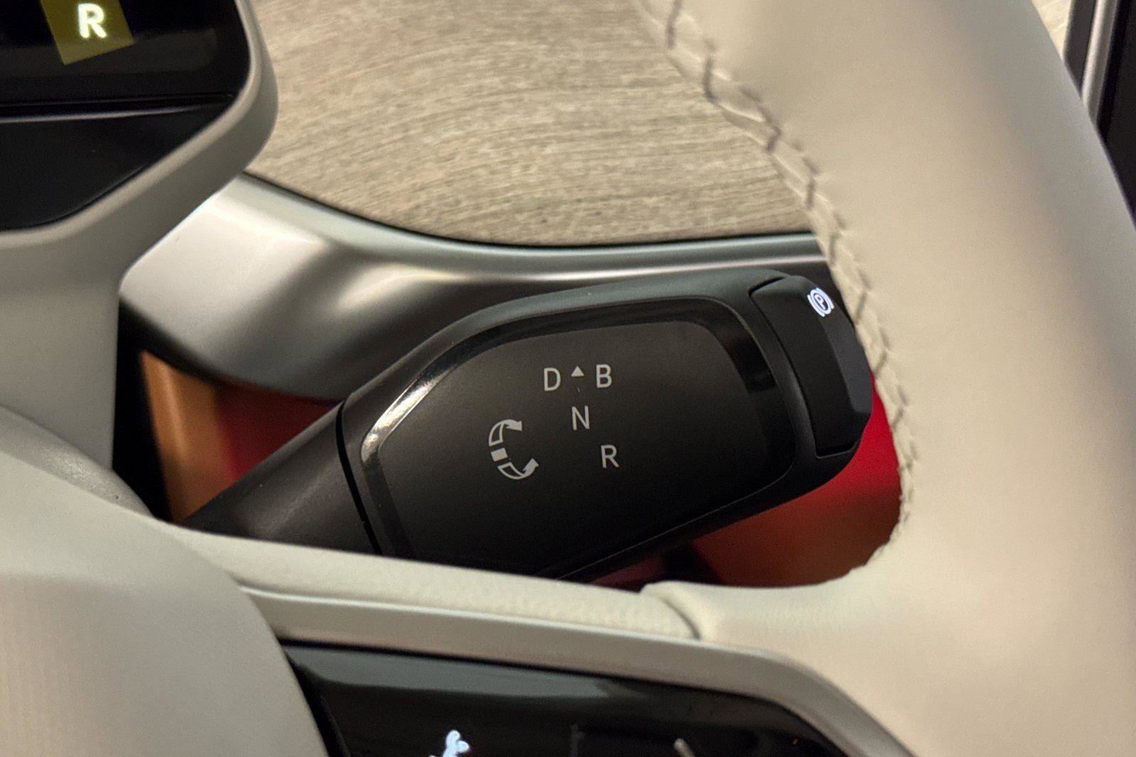 New 2025 Volkswagen ID. Buzz 1st Edition image 22