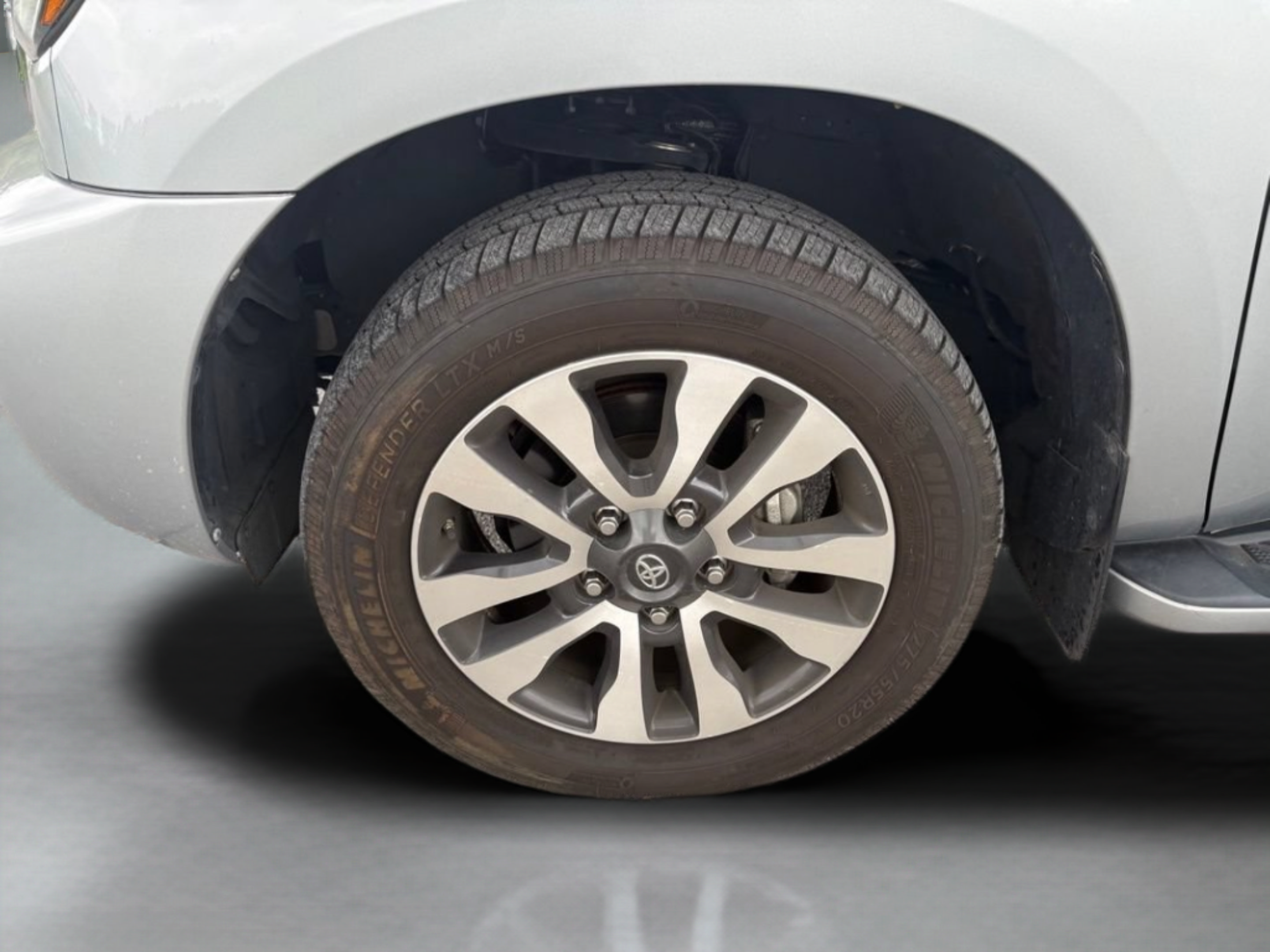 Certified 2021 Toyota Sequoia Limited w/ Safety & Convenience Package AWD/4WD image 40