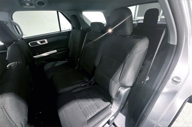 Used 2021 Ford Explorer XLT image 22