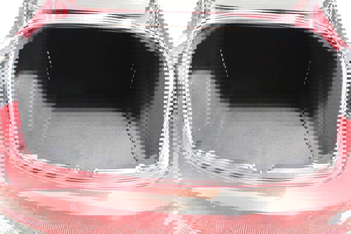 Used 2018 Tesla Model 3 Performance image 26