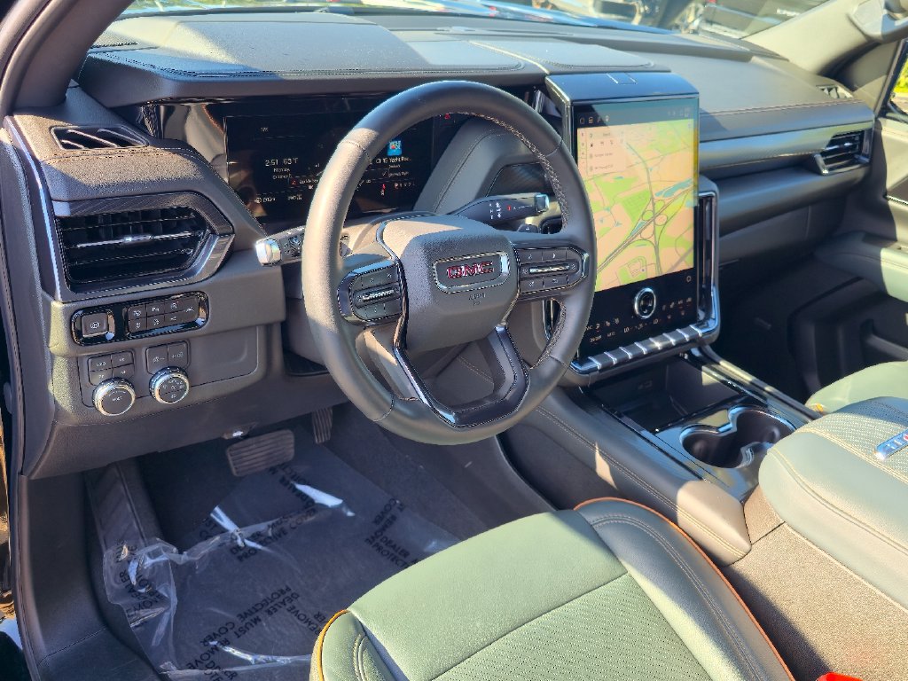 Certified 2025 GMC Yukon AT4 AWD/4WD image 12